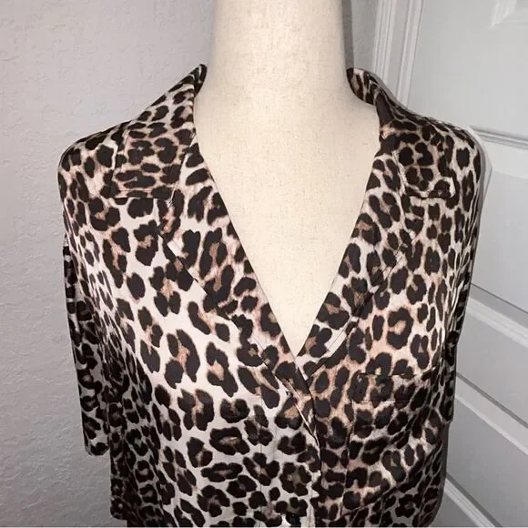 H&M Animal Print Button Front Boxy Short Sleeve Blouse Shirt Top - Picture 2 of 10